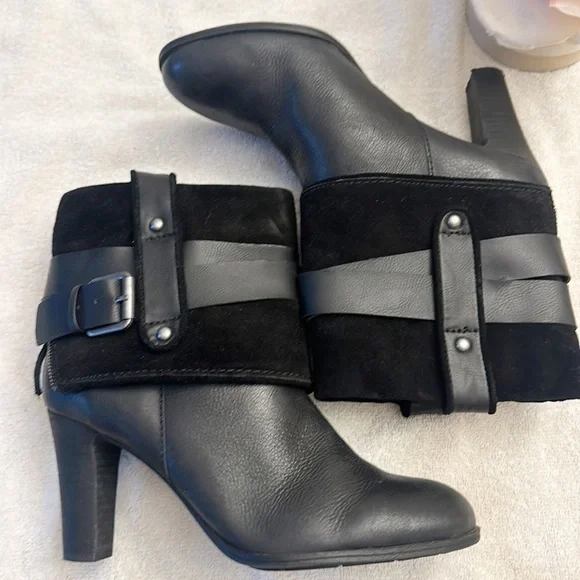 NEW Nine West Black leather suede Foldover heel ankle bootie women size 8